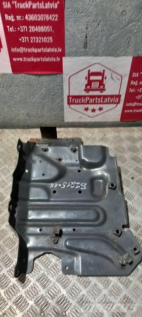 Scania R440  2105660 Kabiny a interiér