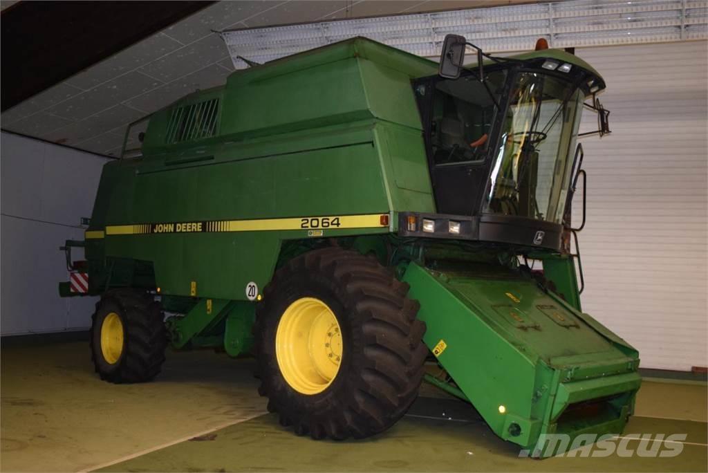 John Deere 2064 Sklízecí mlátičky