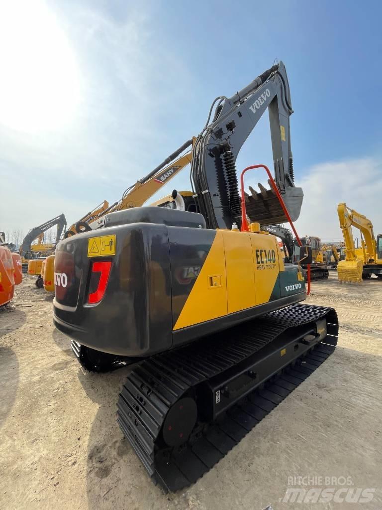 Volvo EC 140 Midi rýpadla 7t - 12t