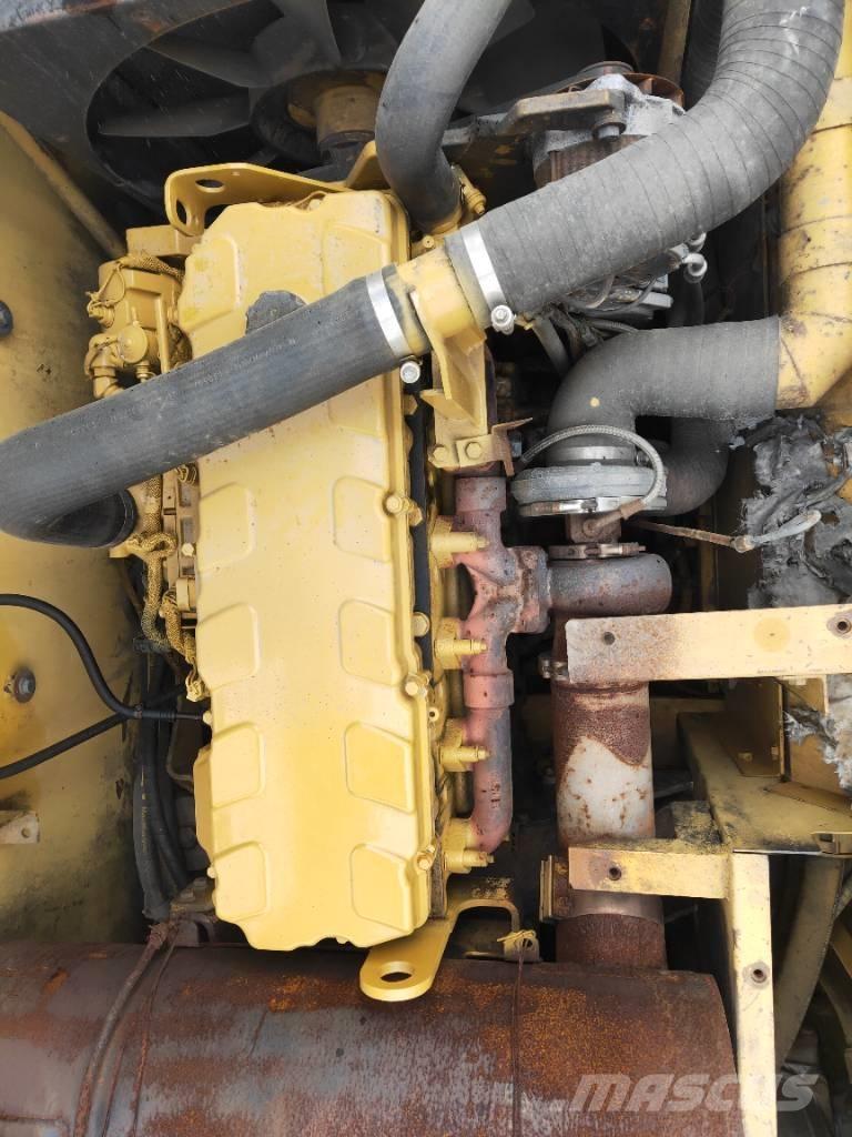 CAT 330C Pásová rýpadla