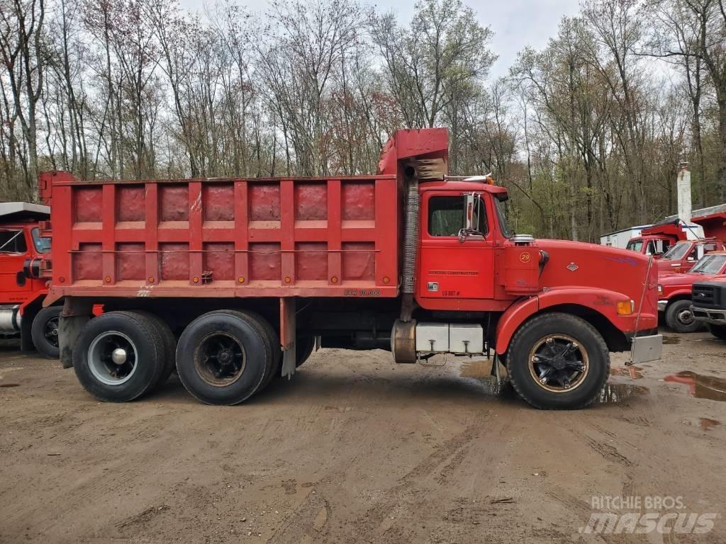 Diamond REO C120 Sklápěče