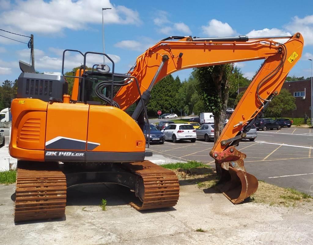 Doosan DX140LCR-7 Pásová rýpadla