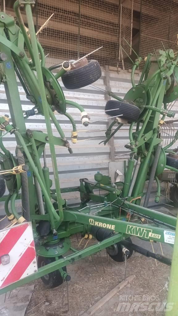 Krone KWT 882 Obraceče a shrabovače sena