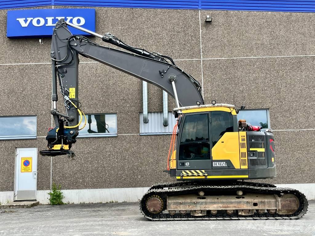 Volvo ECR 235 E Pásová rýpadla
