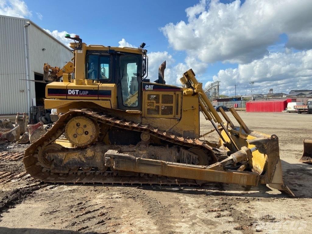 CAT D 6 T LGP Pásové dozery