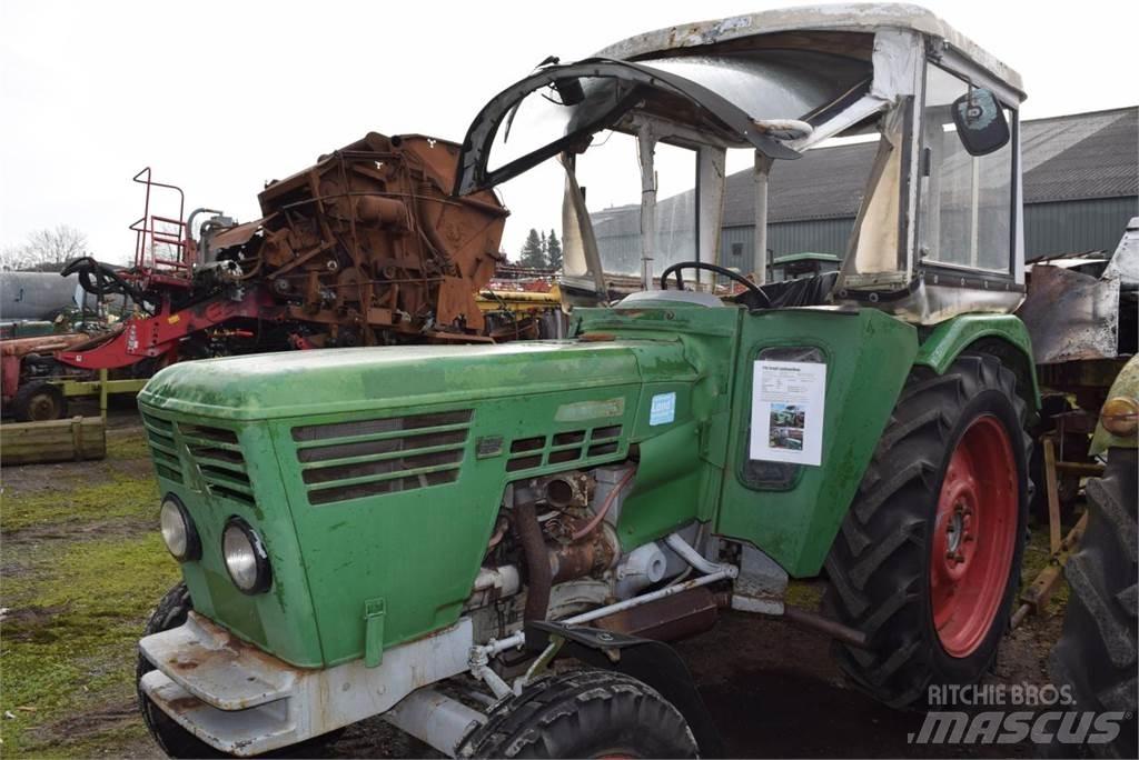 Deutz-Fahr D4006 Traktory