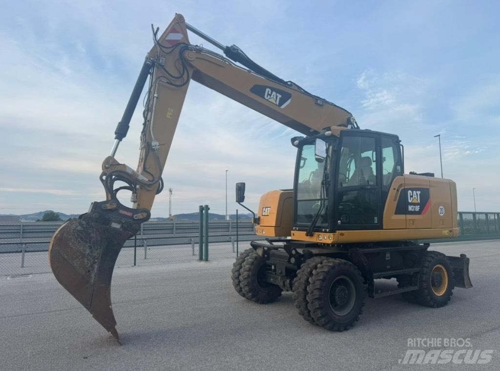 CAT M 318 F Kolová rýpadla