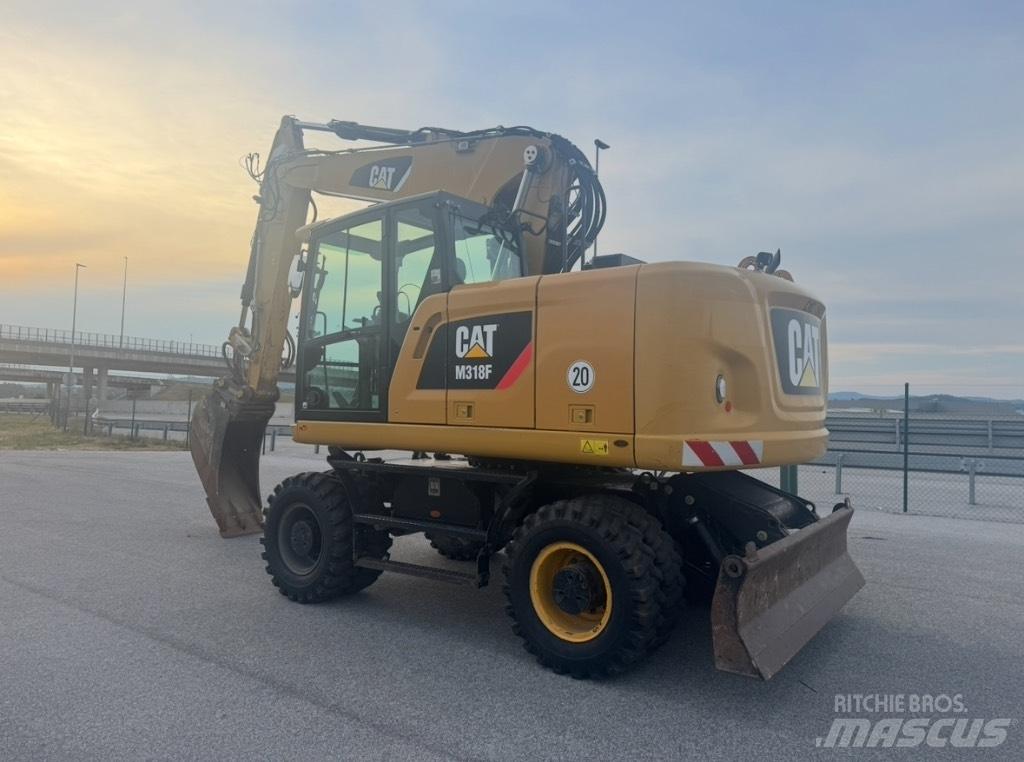 CAT M 318 F Kolová rýpadla