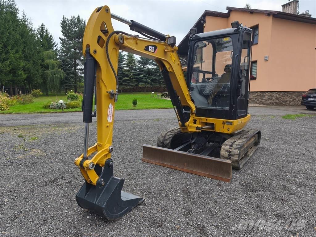 CAT 302.7 D CR Stavebnictví - ostatní