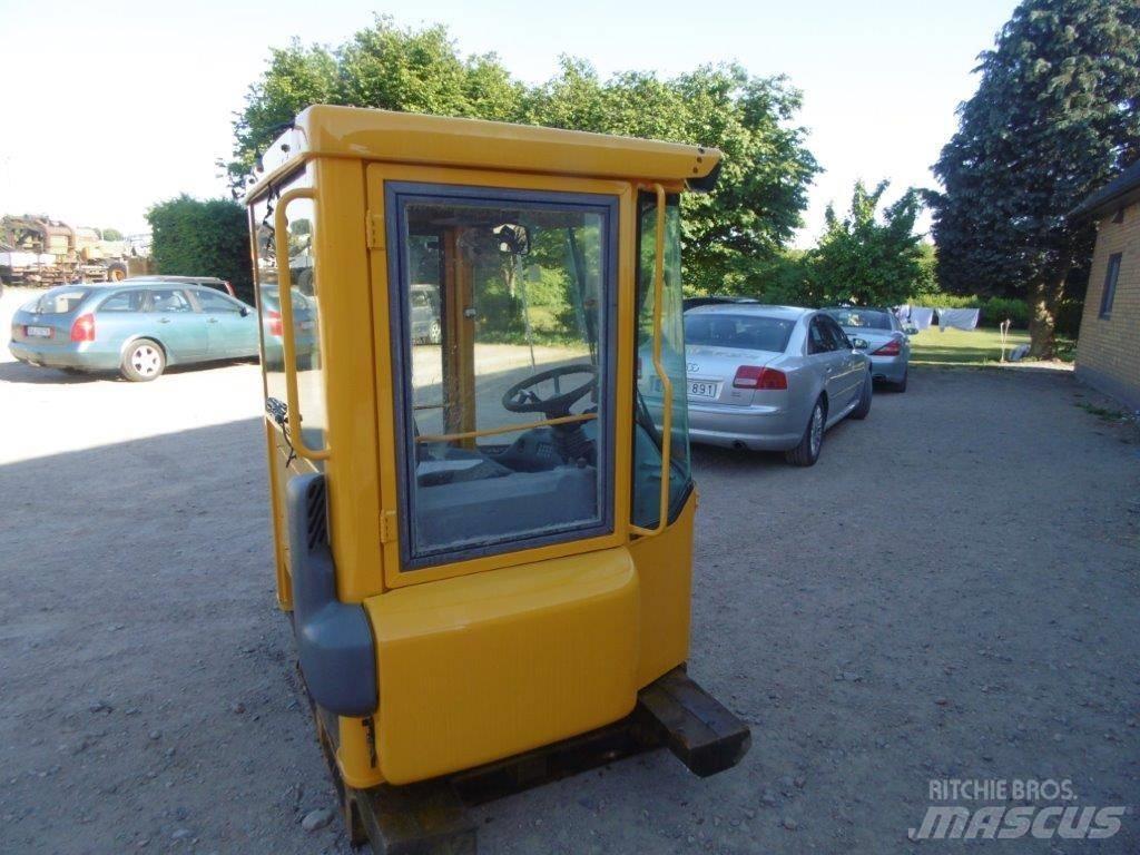 Volvo L 150 E Kabiny a interiér