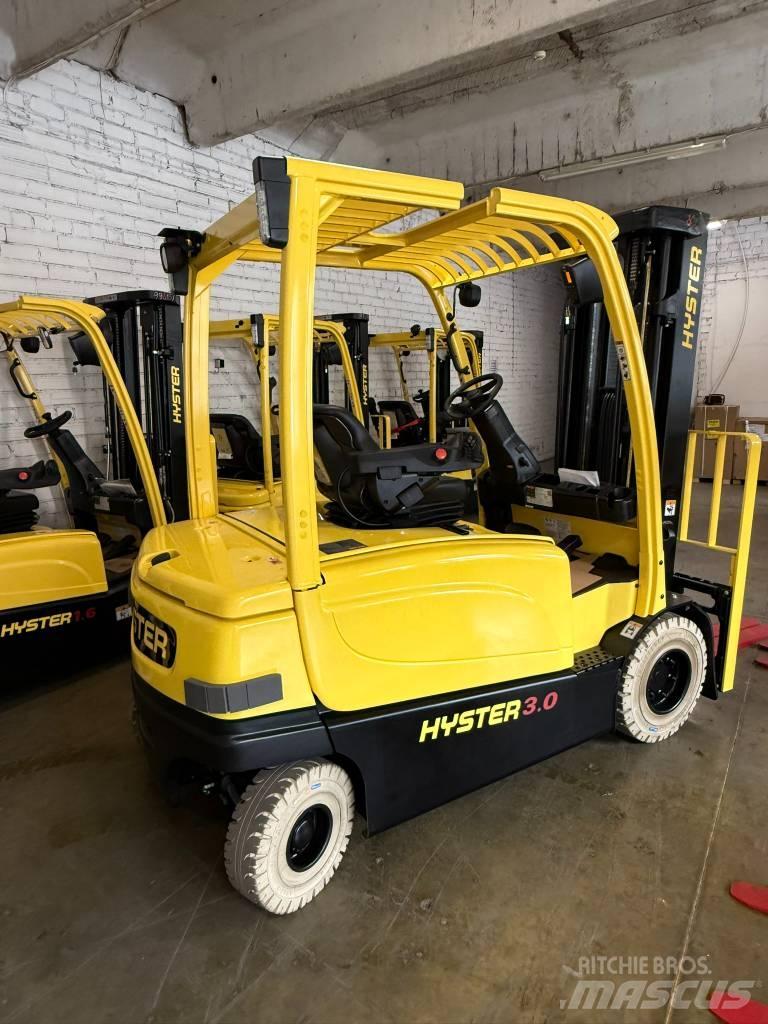 Hyster J3.0XN Akumulátorové vozíky