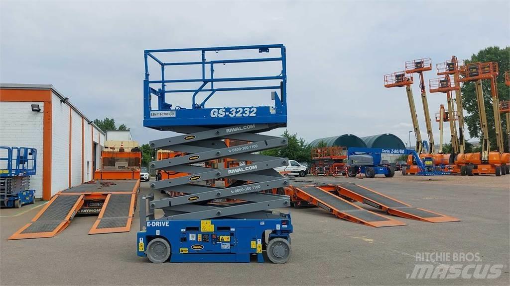 Genie GS3232 Nůžková zvedací plošina