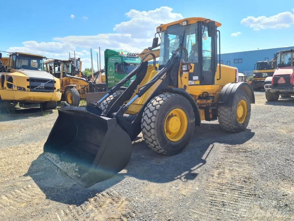 JCB 416HT Kolové nakladače