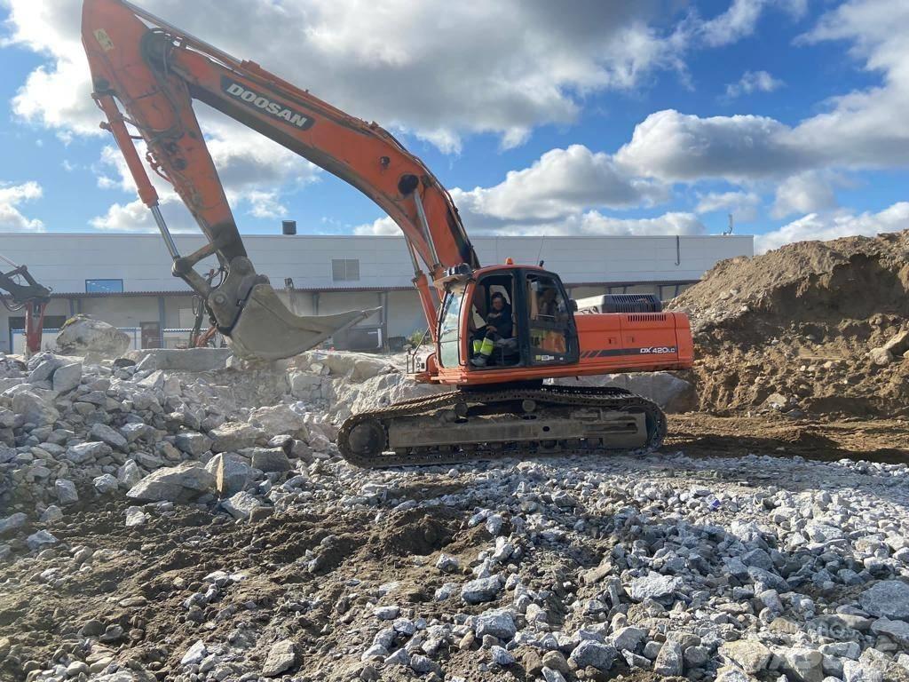 Doosan DX420LC Pásová rýpadla