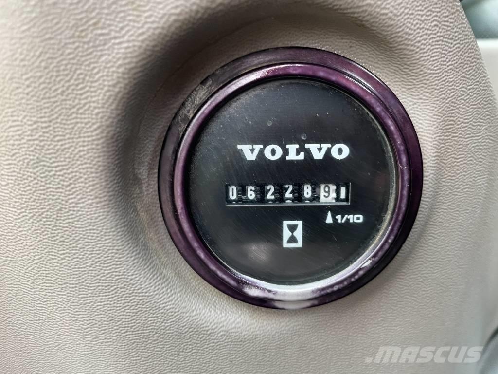 Volvo ECR 355 EL Pásová rýpadla