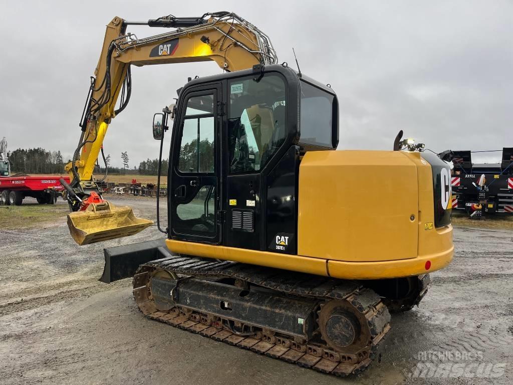CAT 307 Midi rýpadla 7t - 12t