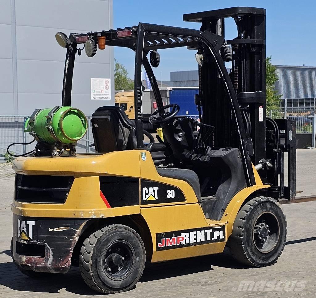 CAT GP 30 N LPG vozíky