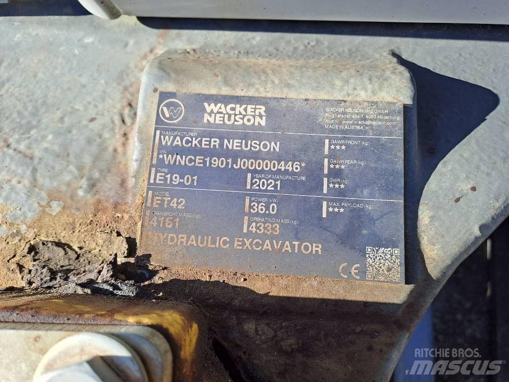 Wacker Neuson ET42 Pásová rýpadla