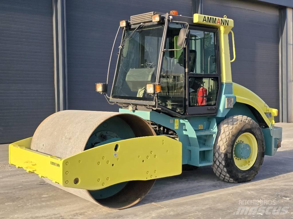Ammann VV 700 D Kombinované válce