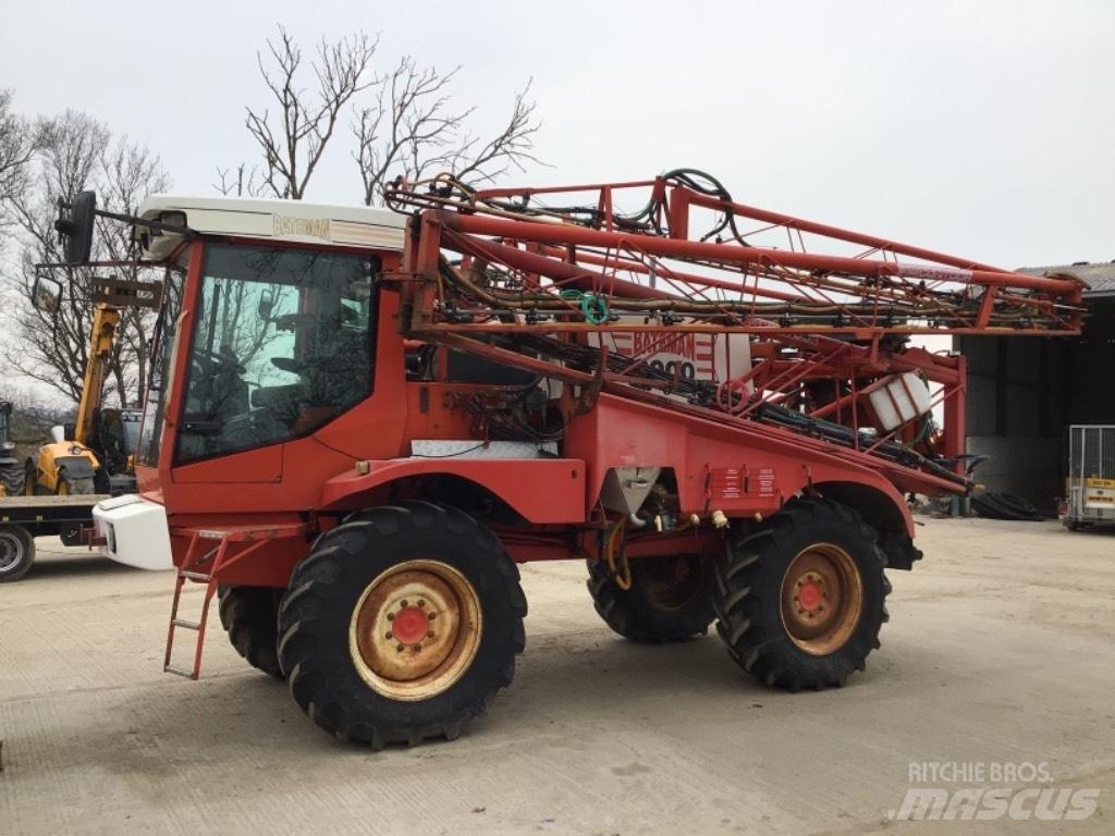 Bateman RB25 SPRAYER Samohybné postřikovače