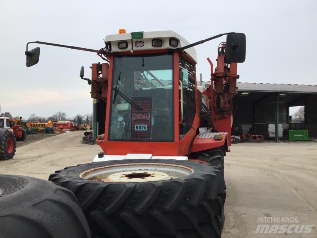 Bateman RB25 SPRAYER Samohybné postřikovače
