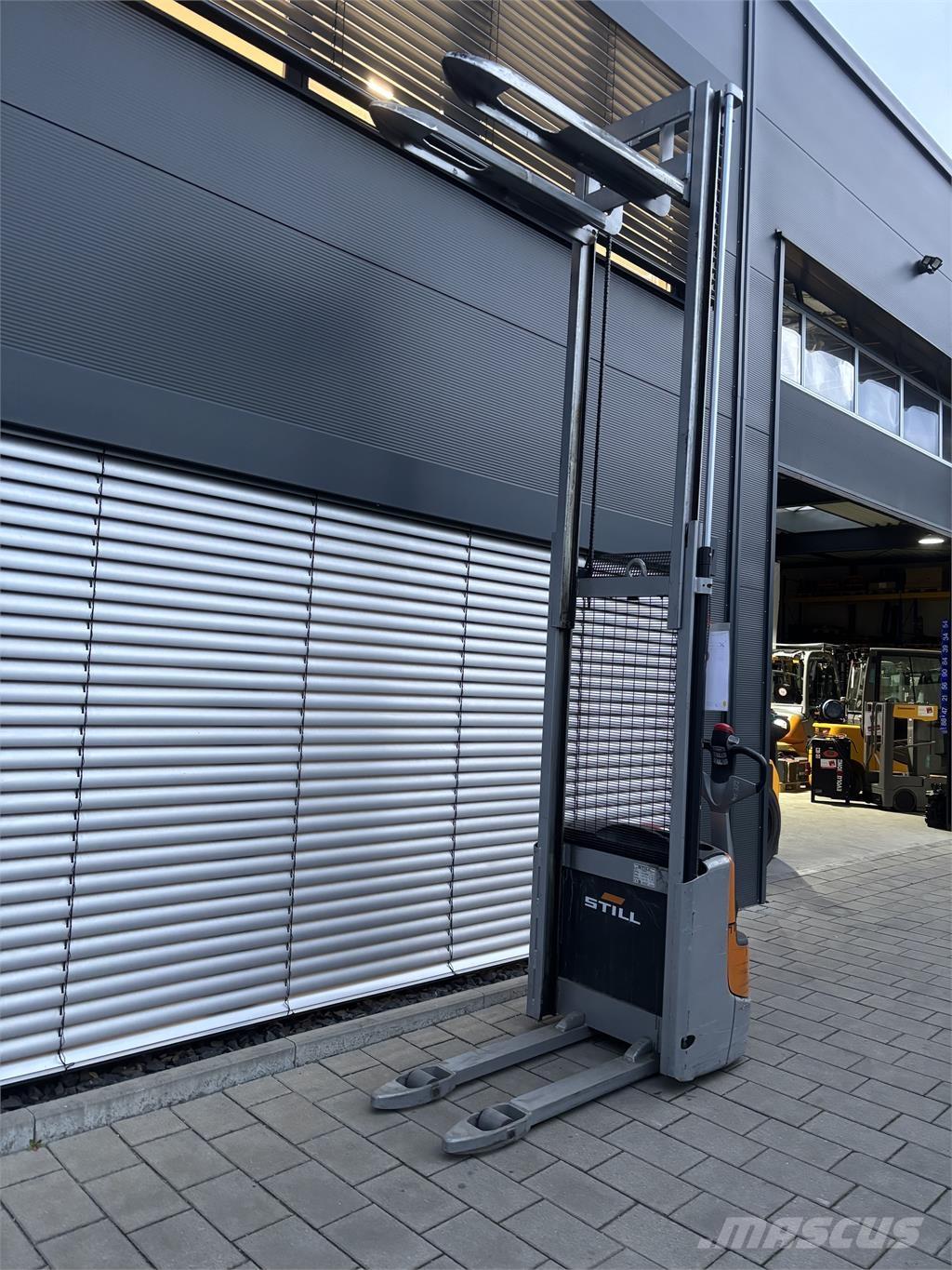 Still EXV 10 Samohybné vozíky