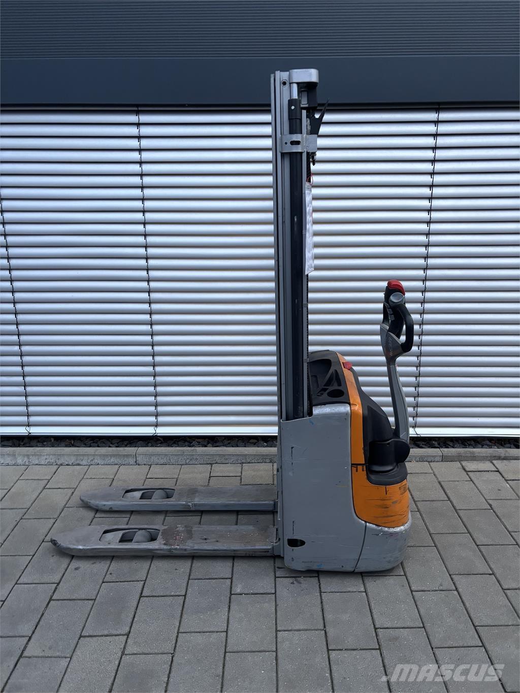 Still EXV 10 Samohybné vozíky