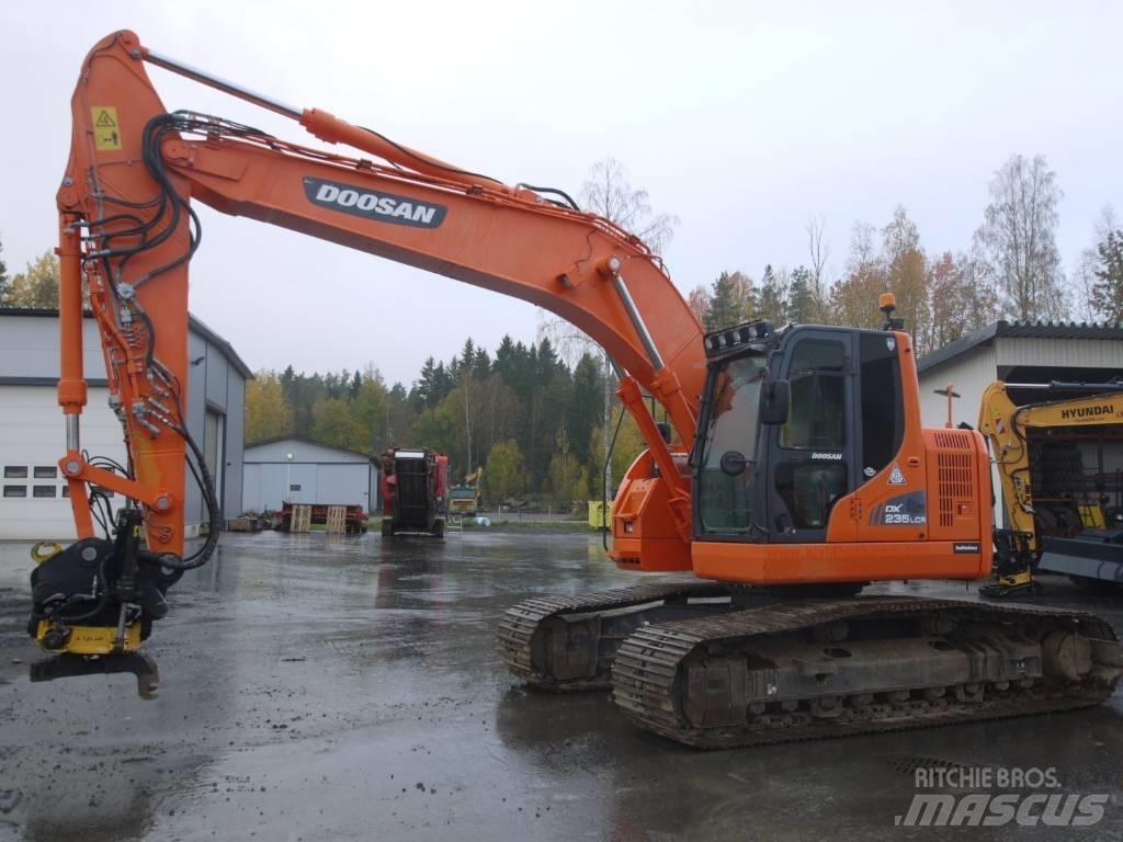 Doosan DX 235 LCR Pásová rýpadla