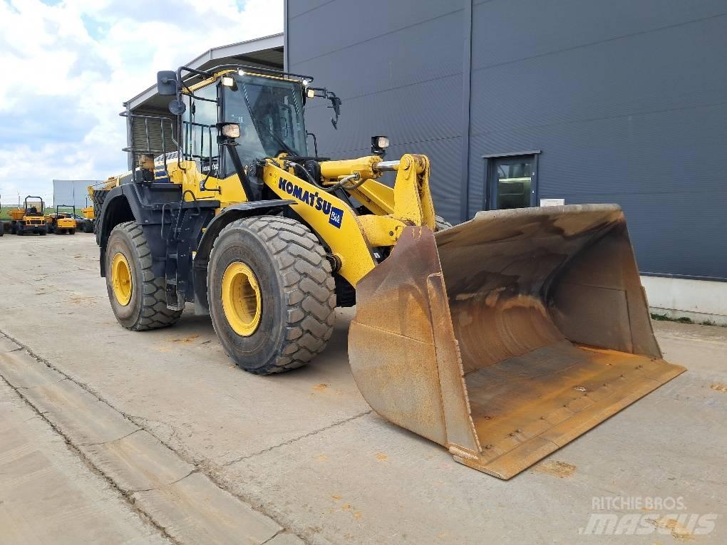 Komatsu WA480-8 Kolové nakladače