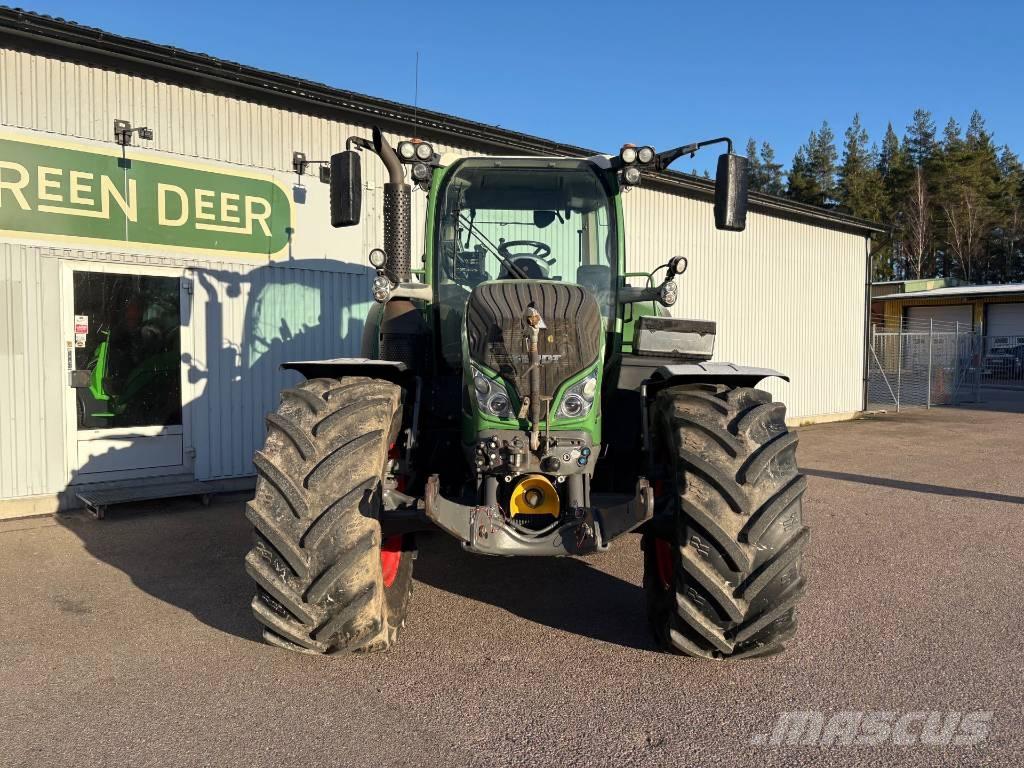 Fendt 724 Vario TMS Traktory