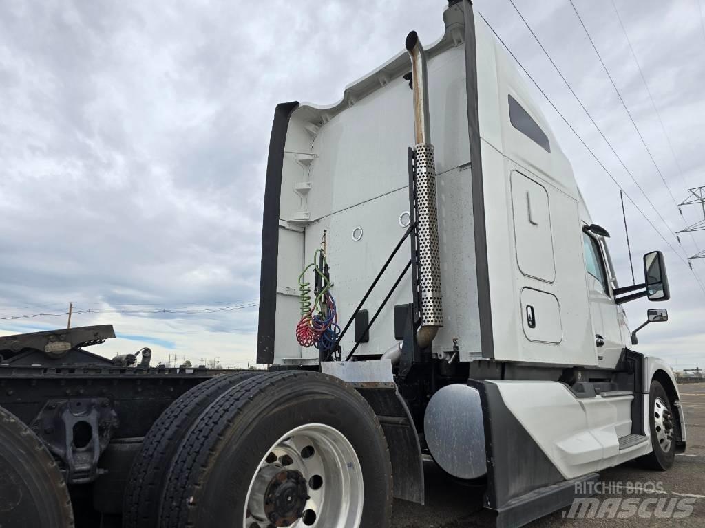 Kenworth T 680 Tahače