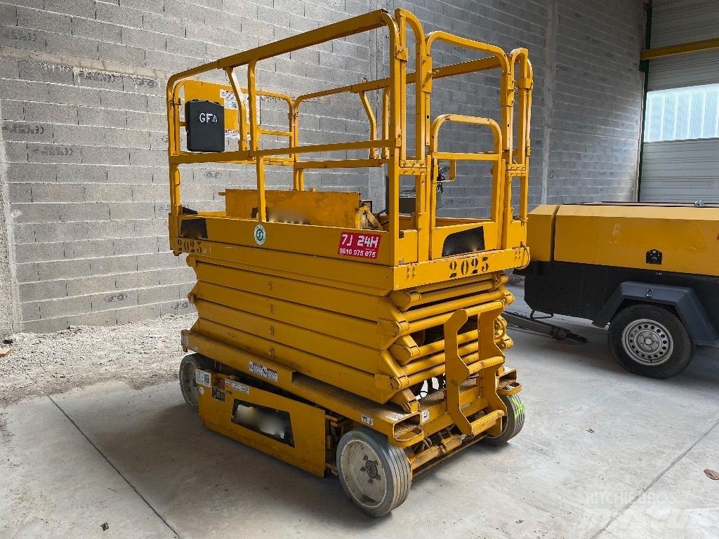 JLG 3246 ** A REPARER** Nůžková zvedací plošina