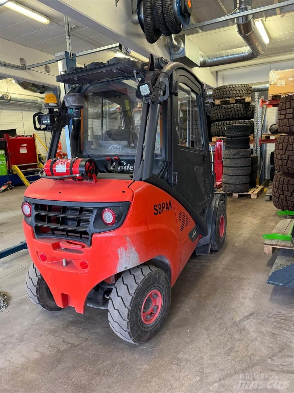Linde H30D-02 Dieselové vozíky