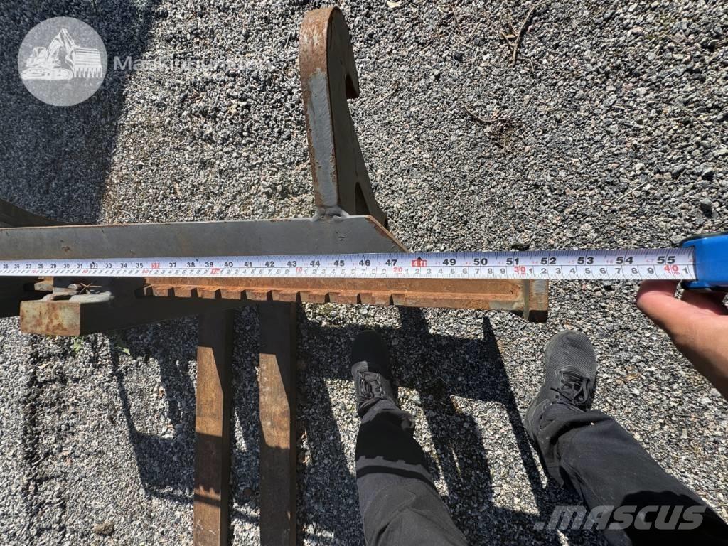 JCB 413 K Kolové nakladače