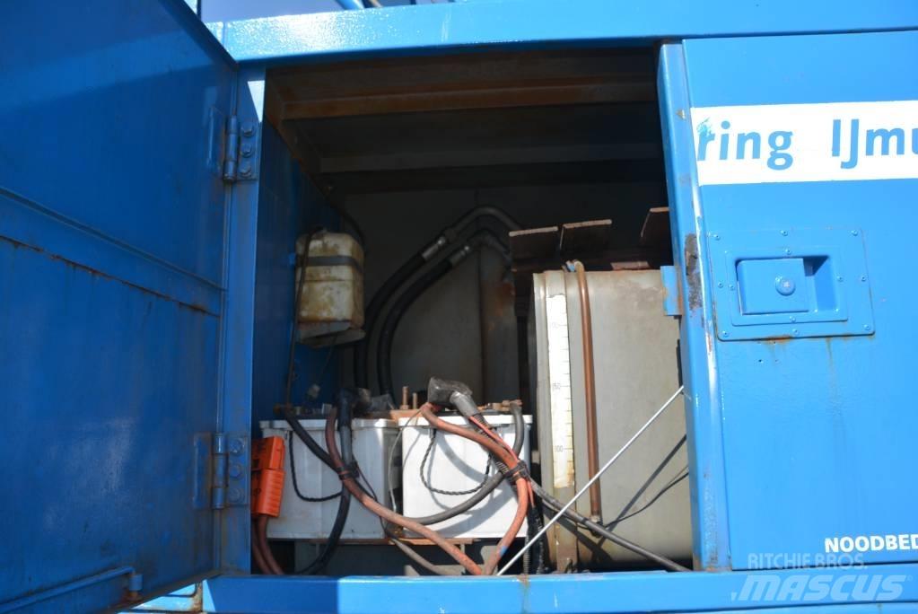 Hitachi KH 180-3 Pásové jeřáby