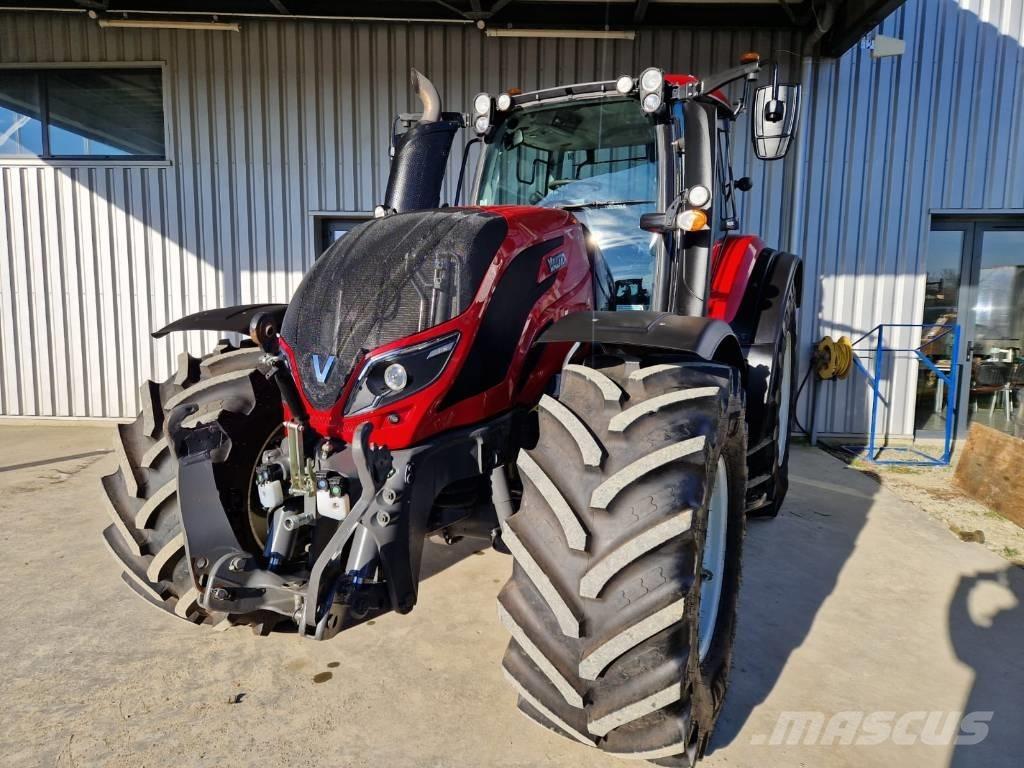 Valtra T 194 Traktory