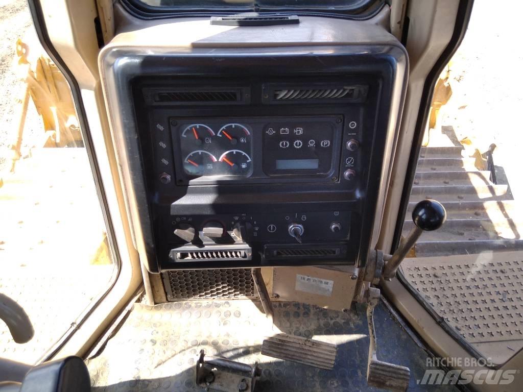 CAT D 6 R LGP Pásové dozery