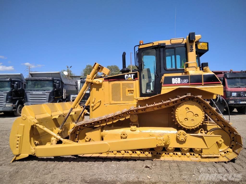 CAT D 6 R LGP Pásové dozery