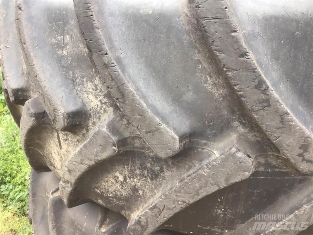 Mitas 680/80R42 Pneumatiky, kola a ráfky