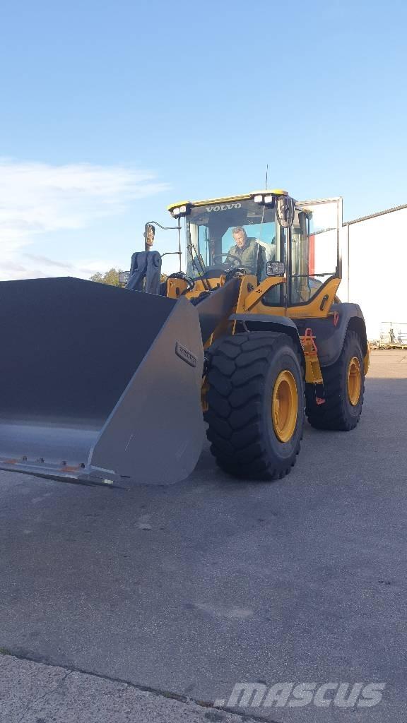 Volvo L 120 H Kolové nakladače