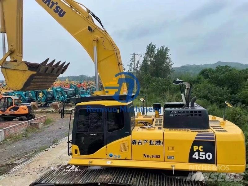 Komatsu PC450-8 Pásová rýpadla