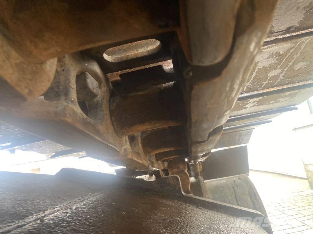 Hitachi ZX 350 LC-5B Pásová rýpadla