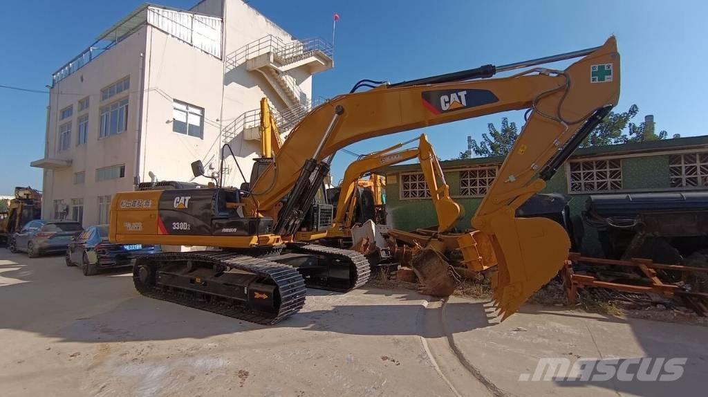 CAT 330 Pásová rýpadla