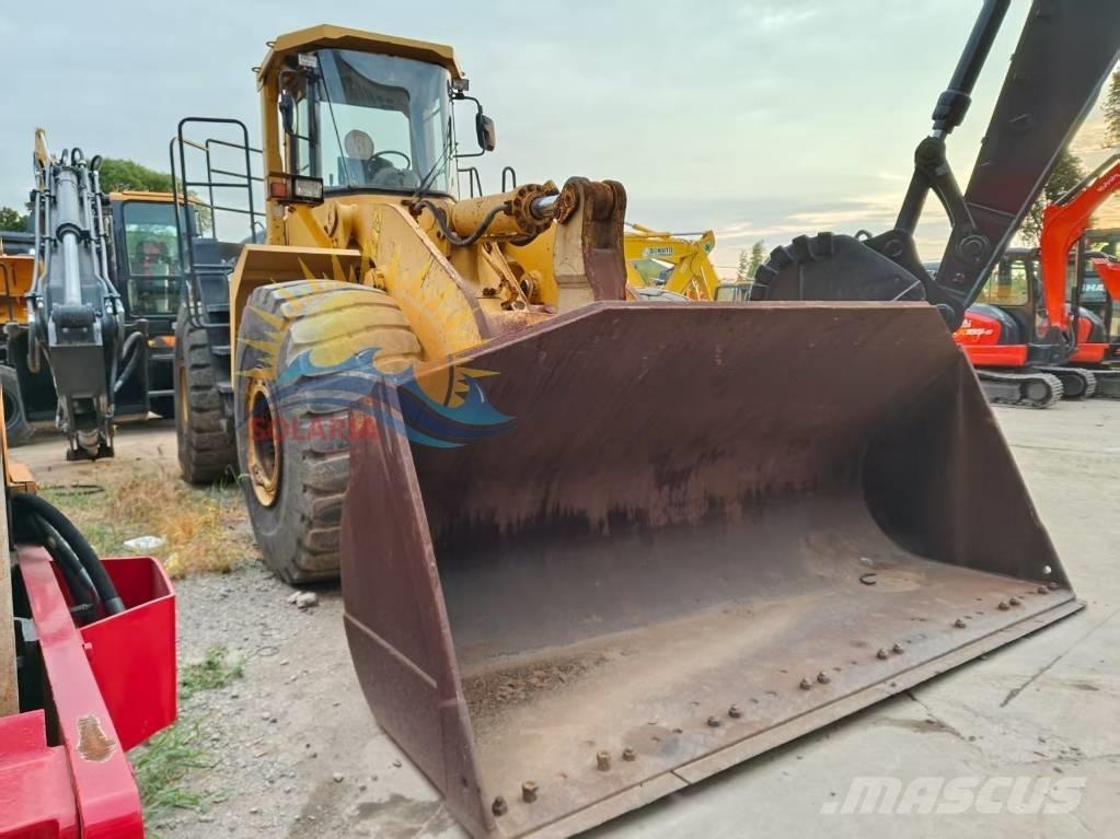 Komatsu WA 500-3 Kolové nakladače