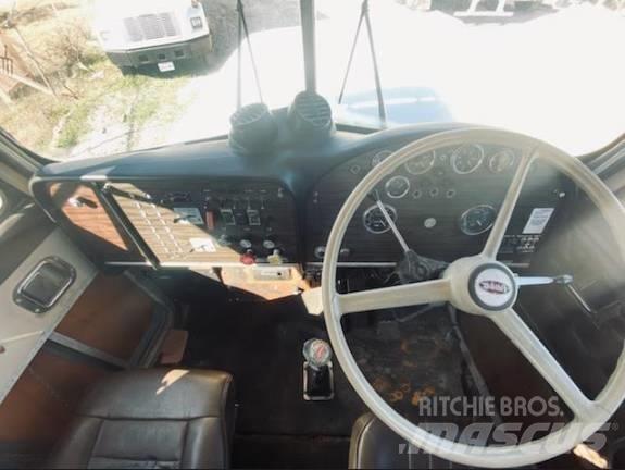 Peterbilt 359 Tahače