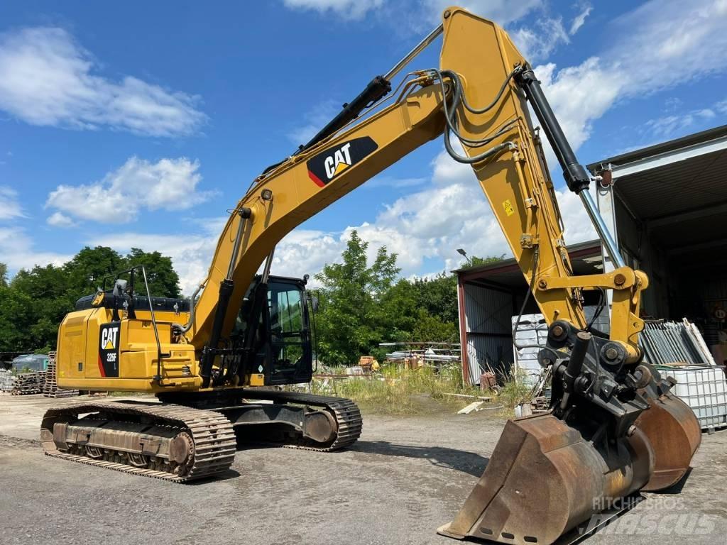 CAT 326 F L Pásová rýpadla
