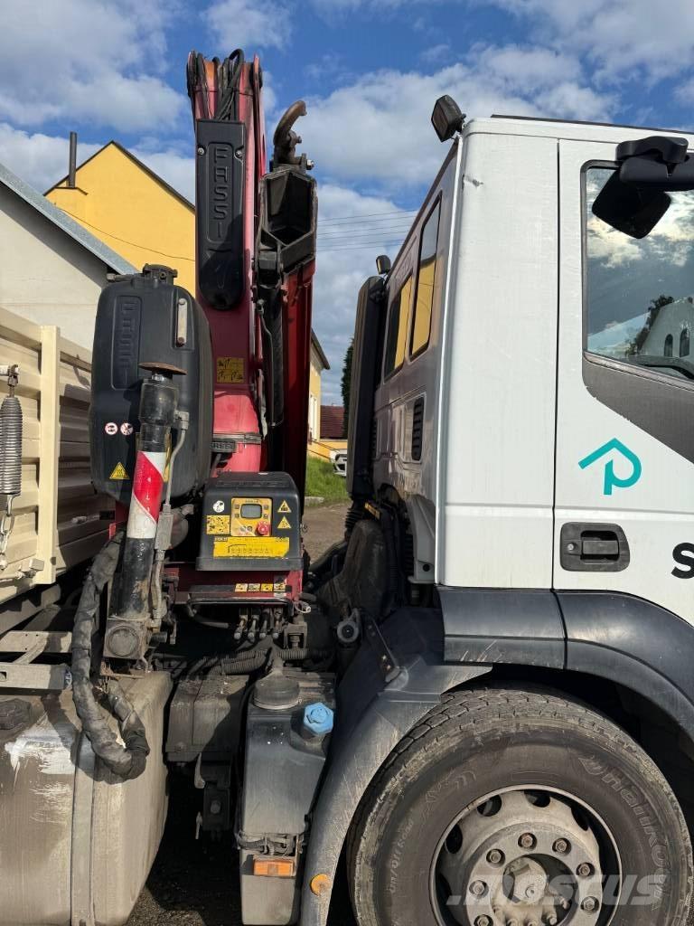 Iveco MAGIRUS Autojeřáby, hydraulické ruky