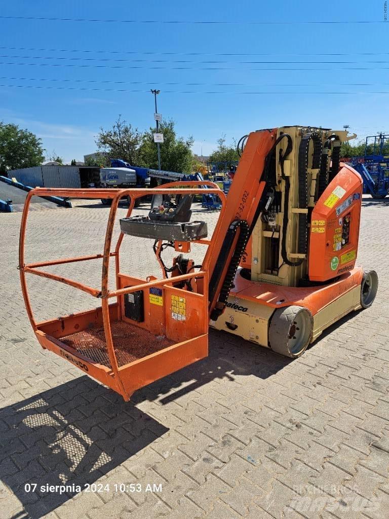 JLG Toucan 12 E Vertikální sloupové výtahy
