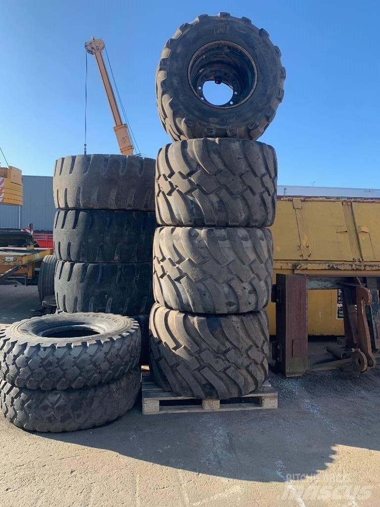 BKT Flotation Radial Pneumatiky, kola a ráfky