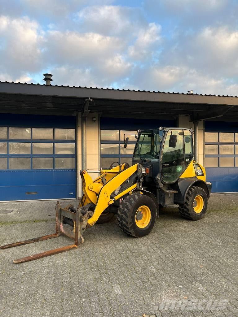 Komatsu WA 80-6 Kolové nakladače